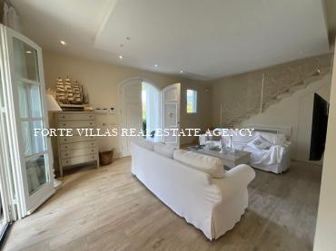 Villa for rent in Forte dei Marmi with swimming pool